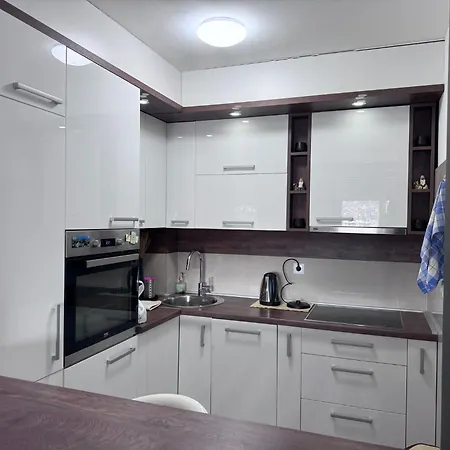 Apartman *